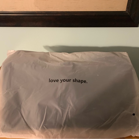 Shapedly Back Smoothing Push Up Bra - Picture 4 of 5